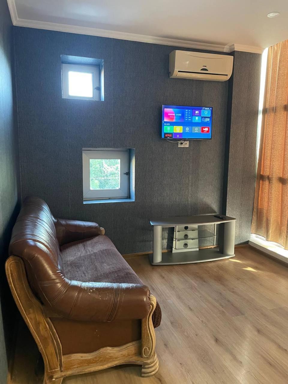 Hotel Like Tbiliszi Kültér fotó
