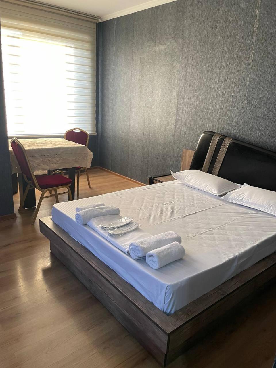 Hotel Like Tbiliszi Kültér fotó
